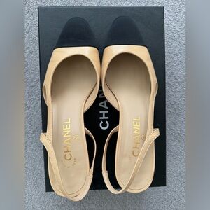 Classic Chanel Beige and Black Slingback 38.5 Authentic
